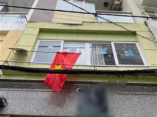 Cô mi đi úc cần bán nhà nguyễn trọng tuyểnphú nhuận, gần bệnh viện sài gòn ito. giá 3tỷ720/80,6m2