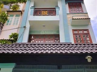 Tôi cần tiền bán nhà nguyễn thái họcp1bình thạnh, gần chợ bà chiểu. 3tỷ660/84m2 cho thuê 24tr/th