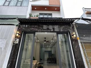 Chủ cần tiền bán nhà huỳnh tịnh củavõ thị sáuq3, gần chợ tân định. 3tỷ990/75,6m2 cho thuê 26tr/th