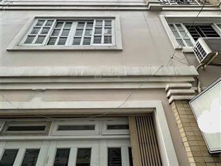 Vợ chồng tôi bán nhà nguyễn đình chiểup5q3, gần chợ vườn chuối. 4tỷ390/96,5m2 đang cho thuê 31tr