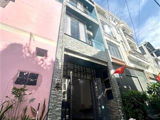 Cô ý bán gấp nhà nguyễn dubến thànhq1, gần bệnh viện nhi đồng 2. 3tỷ780/64,6m2 đang cho thuê 26tr