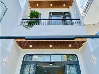 Chủ cần tiền giảm giá nhà 78m2, đường tôn thất đạmq1 gần tiểu học hoà bình. chỉ 4tỷ2 cho thuê 28tr