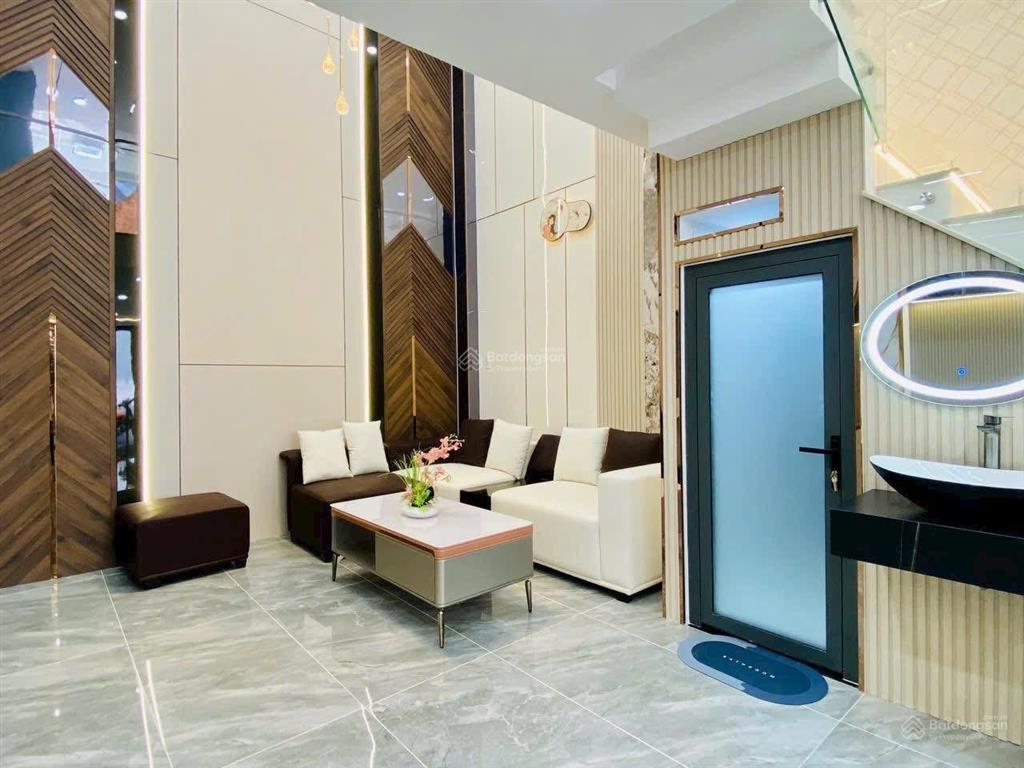 Cô như đi nhật bán nhà trần quýp7q11, gần bệnh viện chợ rẫy. 67,7m2 đang cho thuê 22 triệu