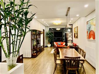 Cần tiền xử lý công việc chính chủ cần bán gấp căn 3 ngủ 130m2 tầng trung tại sunancora giá tốt.