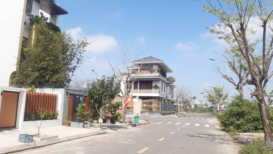 Bán lô góc sát cầu trung lương , đường phan huỳnh điểu và đồng khoa , đối diện block thương mại