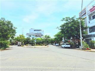 Bán lô góc 2mt đường nguyễn đình thi và hồ phi tích, view sông hòa xuân