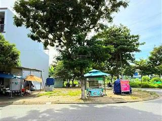 Bán lô góc đường 29/3 và văn tiến dũng, hòa xuân, đối diện công viên, bên cạnh trường học