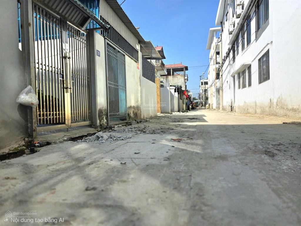 Nhỉnh 9 tỷ, 64 m2 đất  ô tô tránh, thôn tàm xá, đông anh, ngay đường trường sa, cầu nhật tân