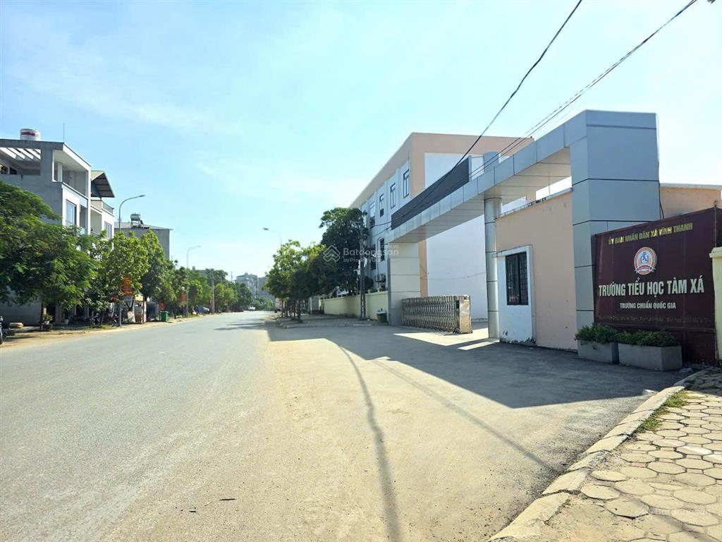 Nhỉnh 9 tỷ, 64 m2 đất  ô tô tránh, thôn tàm xá, đông anh, ngay đường trường sa, cầu nhật tân