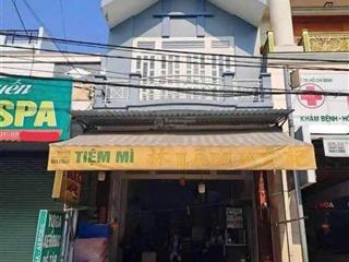 Kẹt tiền bán gấp nhà 1 trệt 1 lầu, 5x21m nằm ngay chợ bình chánh chỉ 750tr đang cho thuê 20tr/tháng