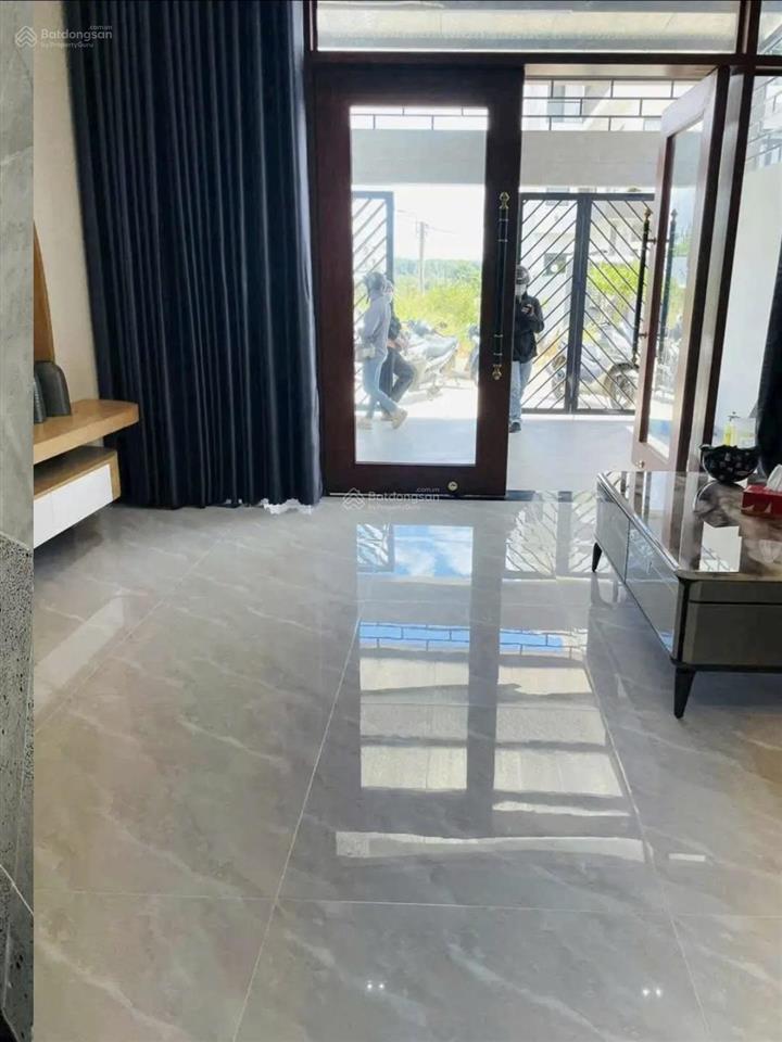 Chủ định cư nước ngoài cần bán nhà siêu đẹp nam phương city