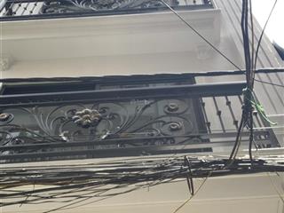 Bán nhà mặt phố nguyễn đình hoàn cầu giấy