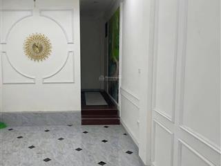 Bán nhà trần quốc hoàn  trung tâm cầu giấy dân xây  phân lô bàn cờ  ô tô tránh  kinh doan