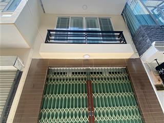 Bán nhà hxh đường tô hiến thành quận 10 với diện tích 30m2 giá chỉ 6.8 tỷ
