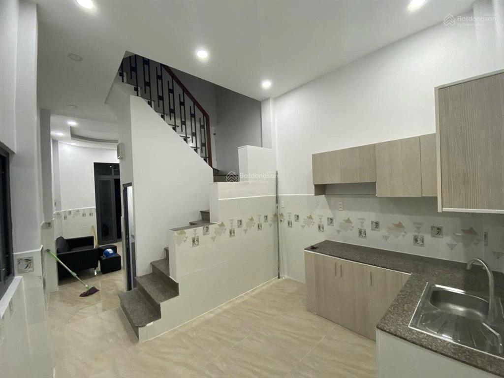 Bán nhà hxh đường cmt8 q10 diện tích (4 x 12m) giá 8.9 tỷ