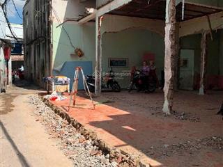 Bán nhà giáp tên lửa70m2ngang khủng gần 8mhẻm thôngkqhcách mt 1cănnhỉnh 4tỷ