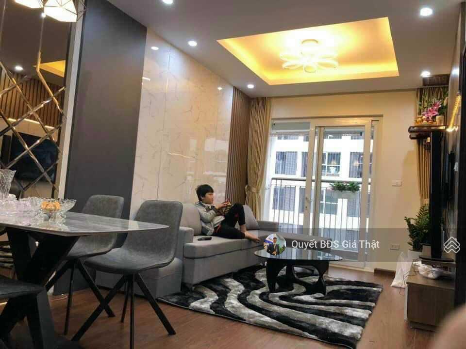 Chính chủ bán căn 71.2m2, 2pn bc đn, tầng trung + full nội thất giá 6,2 tỷ chung cư 90 nguyễn tuân