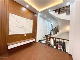 Nhà phố tựu liệttam hiệp dân xây mới 35m giá 5,7 tỷ ngõ rộng 3m ô tô vào cổng