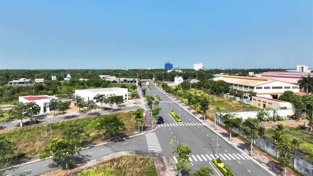 Bán đất nền siêu hot, vị trí đẹp, mặt tiền đường lớn tại lago centro, 1,505 tỷ, 70m2, bến lức, la