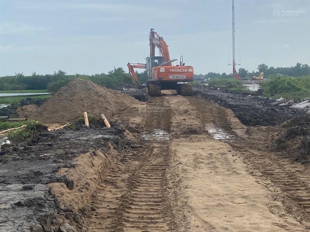 Bán đất vườn cây sinh thái 5000m2, mặt tiền vành đai bình chánh giá 4 triệu/m2