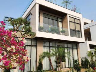 Cần bán nhanh biệt thự view núi 310m2 cực đẹp cho chủ nhà ngộp ngân hàng