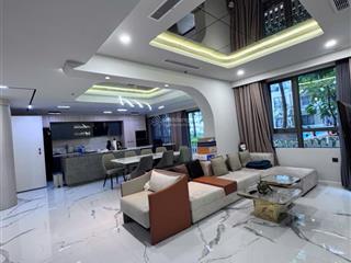 Cho thuê duplex sân vườn, dt 150m2 + 20m2 sân vườn, 3pn, 3wc giá 36 triệu/ tháng
