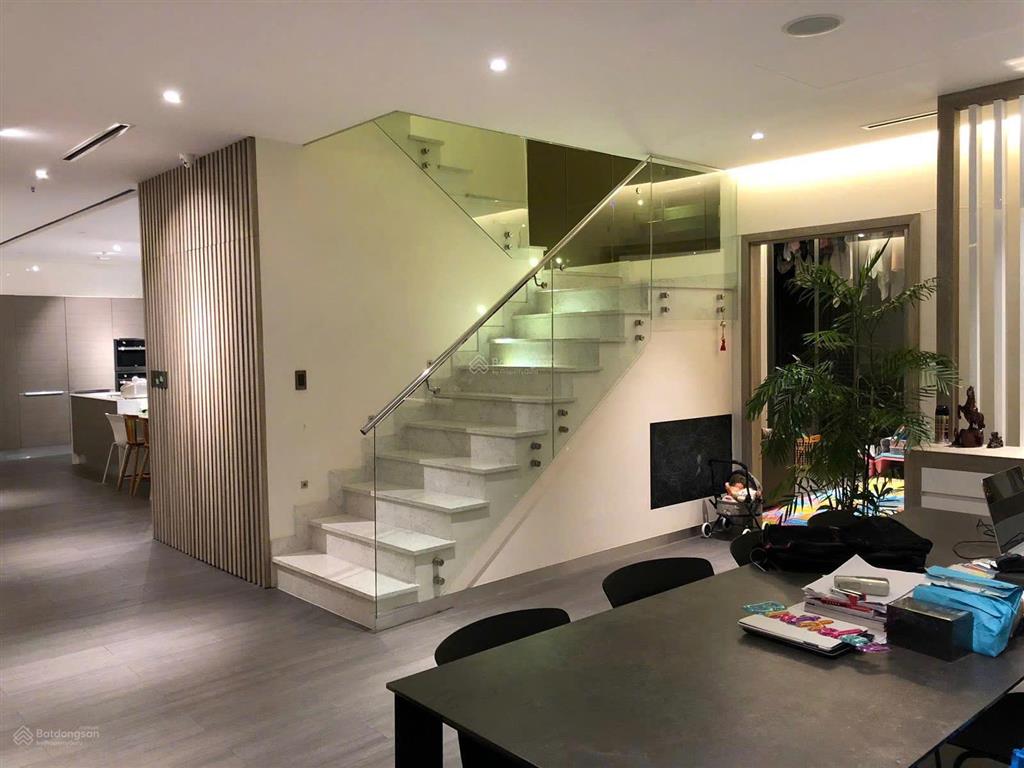Cho thuê penthouse masteri thảo điền, quận 2, dt 350m2, 4 phòng ngủ, giá 110 triệu/tháng