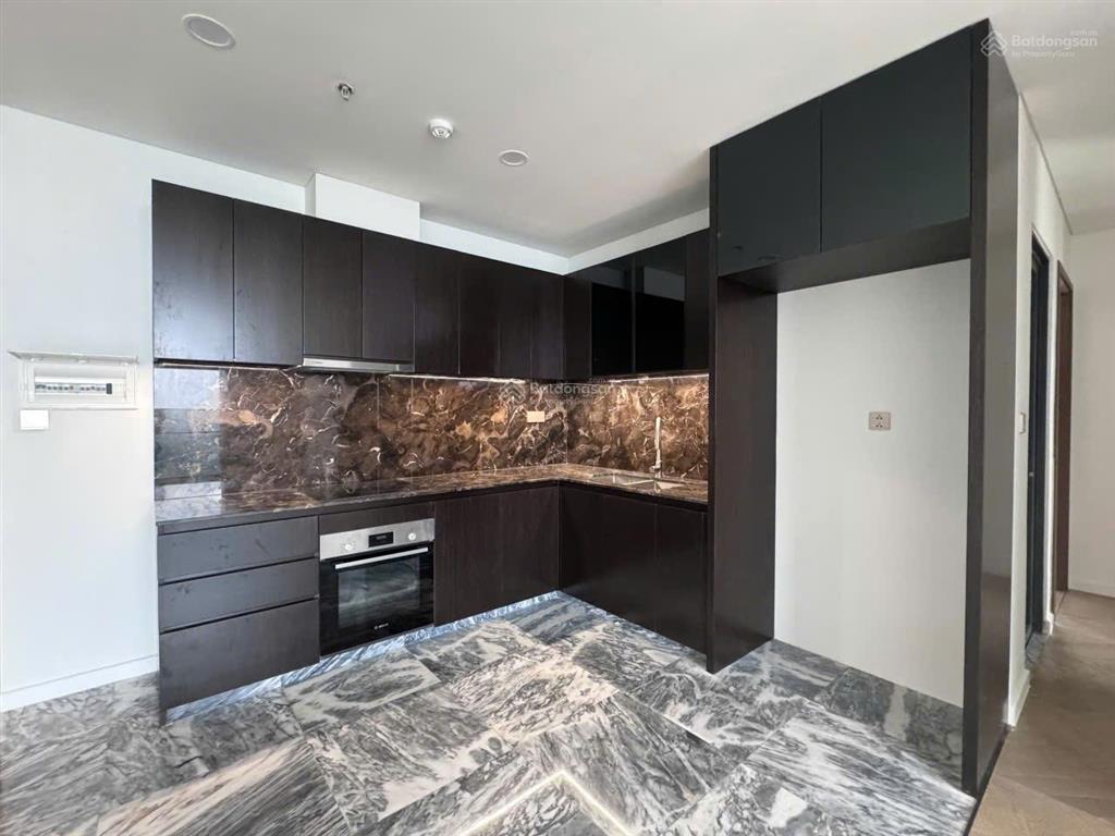 Cần tiền bán nhanh căn lumiere riverside q2, 99m2 căn góc view sông, 3 pn bán 15.5 tỷ