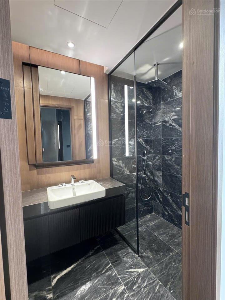 Cần tiền bán nhanh căn lumiere riverside q2, 99m2 căn góc view sông, 3 pn bán 15.5 tỷ