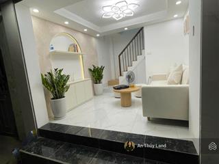 Nhỉnh 4 tỷ có ngay nhà trung tâm ba đình  nhà đẹp  gần phố  thoáng trước sau  ngõ ba gác