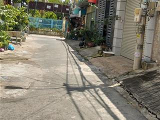 Bán nhà riêng tại đường nguyễn văn tạo, 3,3 tỷ, 95m2, 2pn + 1wc