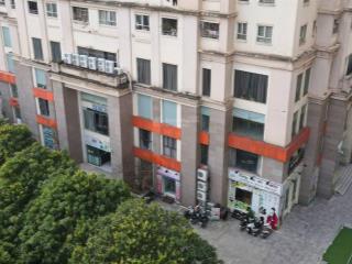 Bán ch 2pn, 2wc ở 89 phùng hưng, 3,9 tỷ, 64m2 giá siêu hời