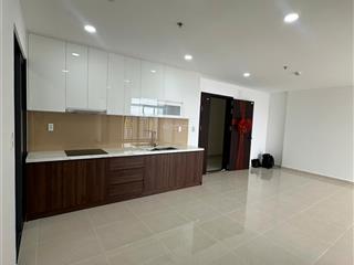 Chính chủ cần bán gấp căn pent dup 2 lầu ở phú đông sky garden.