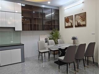 Nhỉnh 150tr/m2 có ngay nhà liên mạc lô góc 6 tầng thang máy, 8 ngủ , mặt ngõ thông trước nhà 4m.