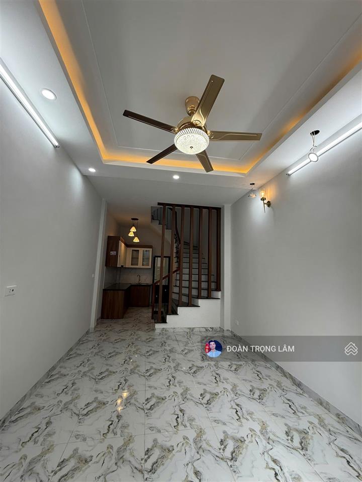 Chỉ với 3.55 tỷ  f0 giá đầu tư nhà 4tx 32m2 oto đỗ cạnh nhà 15p di chuyển lên trung tâm hà đông