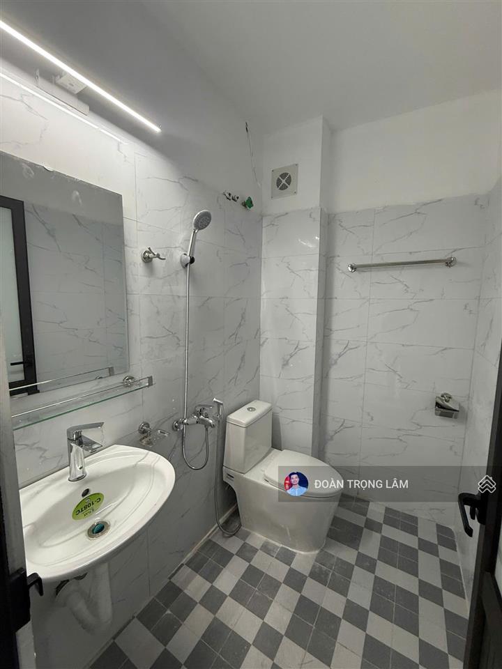 Chỉ với 3.55 tỷ  f0 giá đầu tư nhà 4tx 32m2 oto đỗ cạnh nhà 15p di chuyển lên trung tâm hà đông