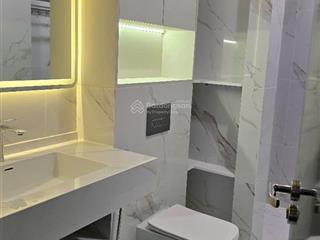 Bán nhà trung tâm cầu giấy, 48.6m2, mặt tiền khủng, giá yêu thương chỉ 14 tỷ