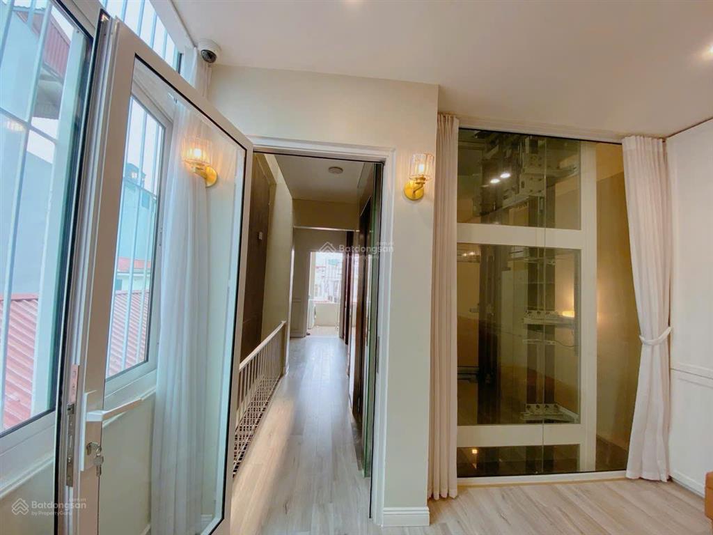 Bán nhà đẹp phố đào tấn 65m2 x 5 tầng, có thang máy, dòng tiền 50 triệu/tháng giá chỉ 22 tỷ