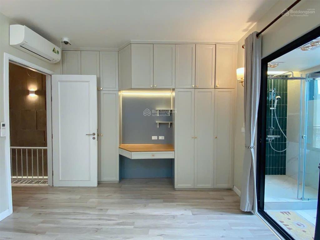 Bán nhà đẹp phố đào tấn 65m2 x 5 tầng, có thang máy, dòng tiền 50 triệu/tháng giá chỉ 22 tỷ