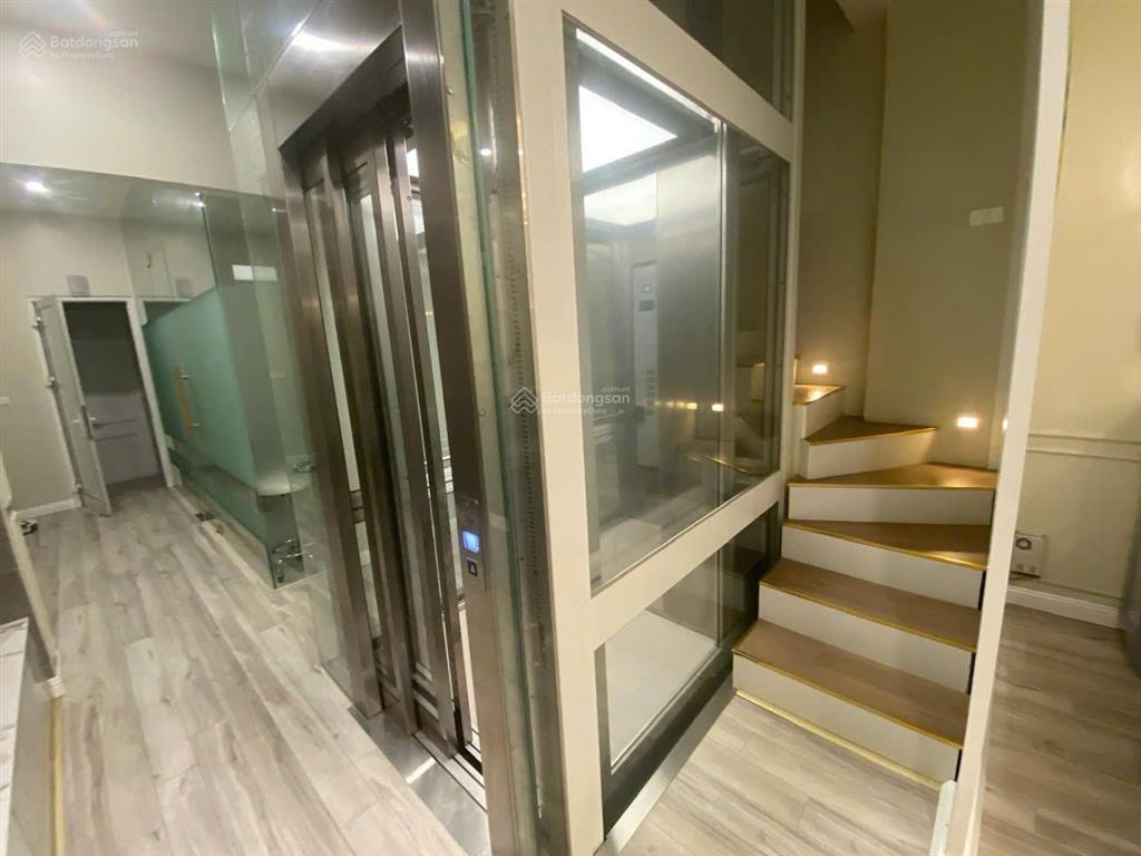 Bán nhà đẹp phố đào tấn 65m2 x 5 tầng, có thang máy, dòng tiền 50 triệu/tháng giá chỉ 22 tỷ