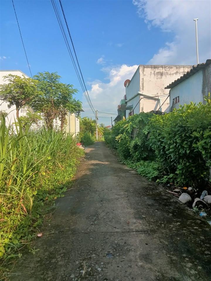 Bán đất ngay gần kcn gia thuận, ql50 đi vào gần 1km, đất thổ cư 123.5m2, dân cư đông, chính chủ bán