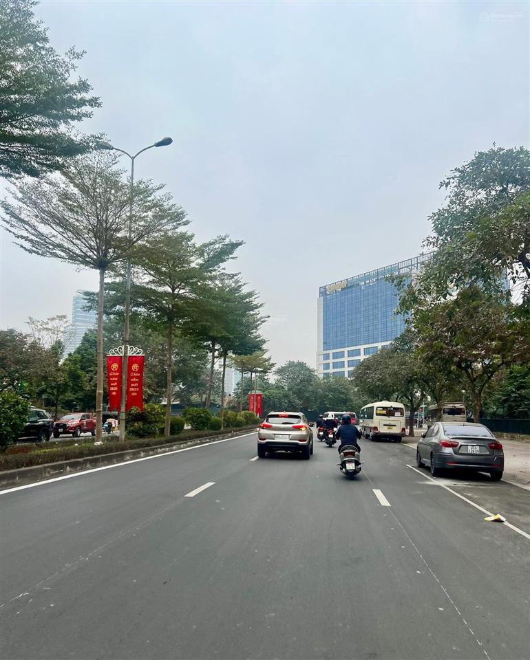 Siêu đẹp, toà nhà phố đỗ nhuận, 100m2, 8 tầng có hầm, vỉa hè, thuê 120 triệu, công viên hoà bình