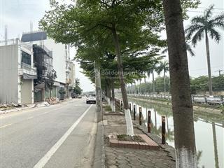 Nhà đẹp phố view hồ tt đan phượng thông ql32  tây thăng long