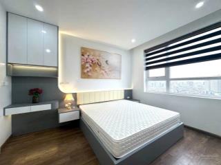 (giá thật)tôi bán căn hộ 3pn2vs dt82m2 giá 6tỷ8 tại chung cư 349 vũ tông phan  tầng trung