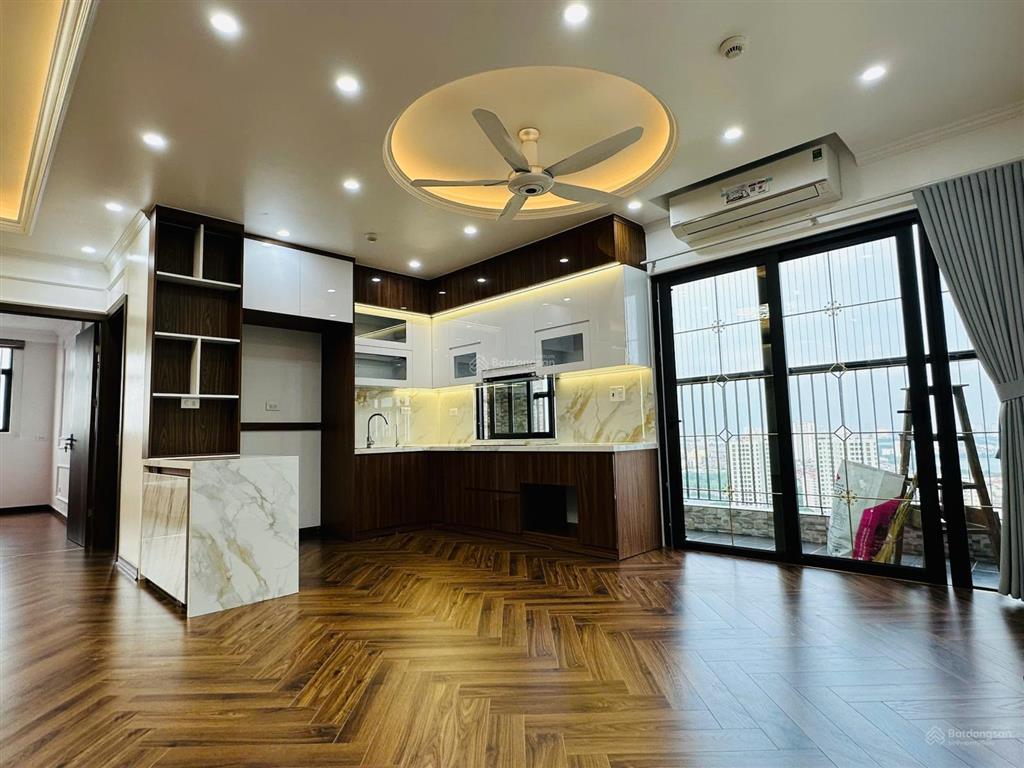 Bán cc golden silk, nghiêm xuân yêm, hoàng mai, giá 7tỷ, dt100m3pntầng trung căn gócban công đn
