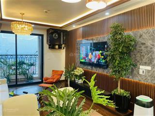(căn mớigiá thật) tôi bán căn hộ 3pndiện tích 100m2giá 5,6 tỷ có tlban công đông nam tại ct36