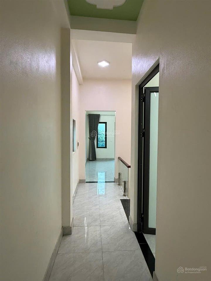 Bán nhà 3 tầng lô góc cực đẹp tại phố yên  tiền phong  mê linh  6 tỏi xxx