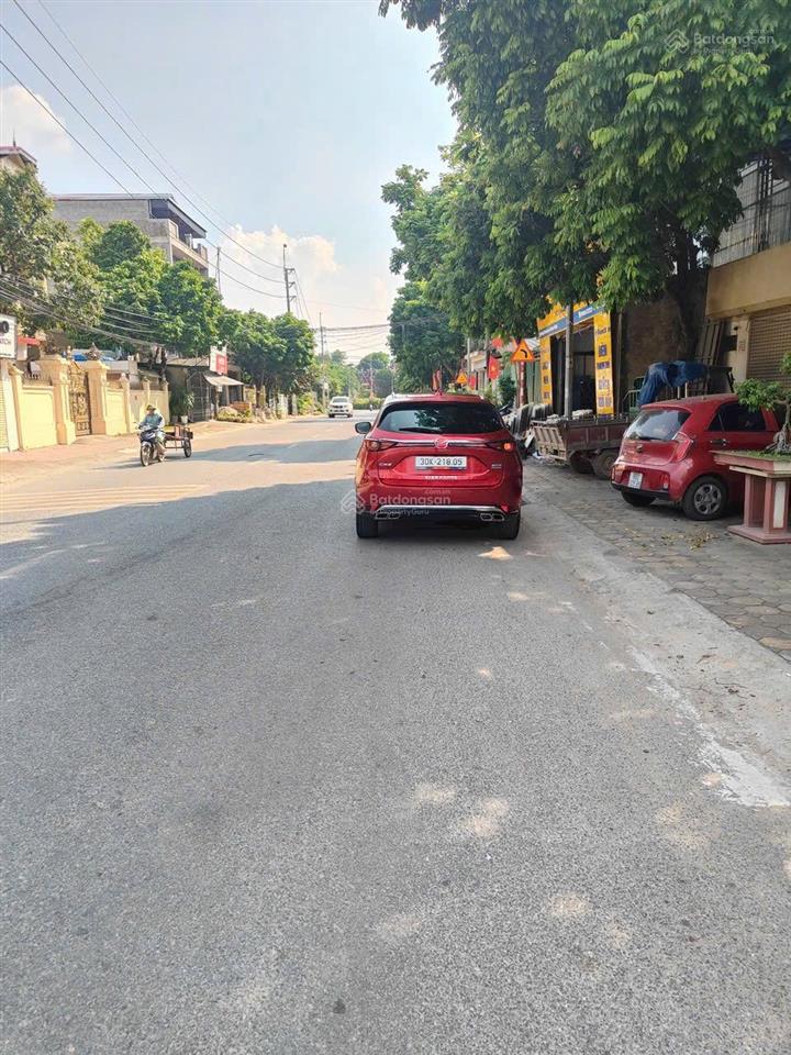 Bán lô đất hiếm trục chính kinh doanh đường 35 gần đường 23b