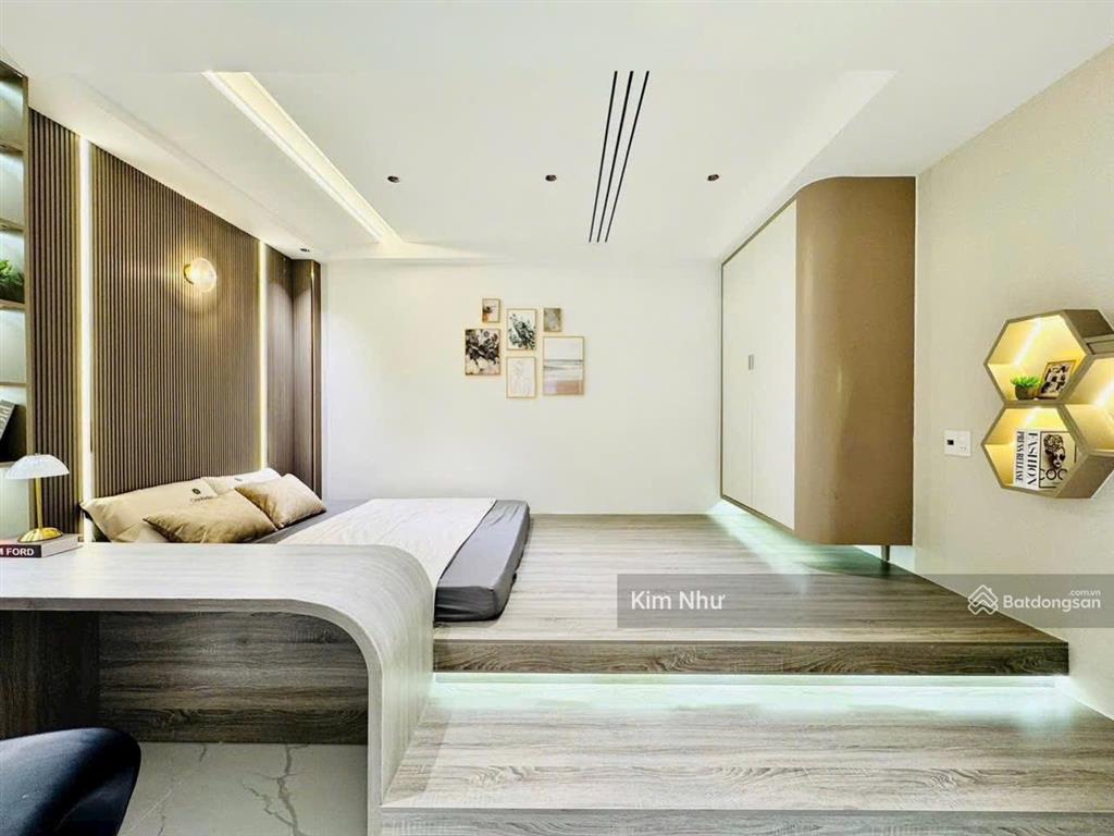 Chỉ còn 8.7 tỷ nhà 4 tầng mới lengkeng  kdc apec dân trí cao đồng bộ ô tô quay đầu 68m2