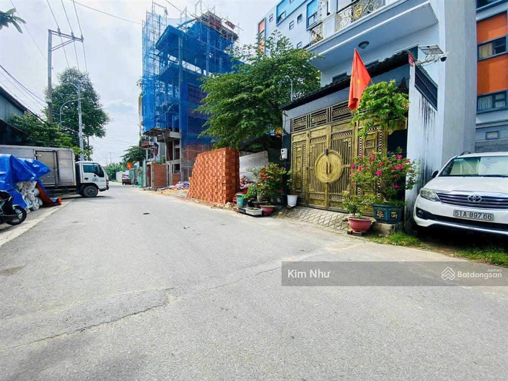 Bán đất full thổ cư nở hậu 4.56m tài lộc  xd tự do  kdc dân trí cao đồng bộ  hẻm xe tải  76m2